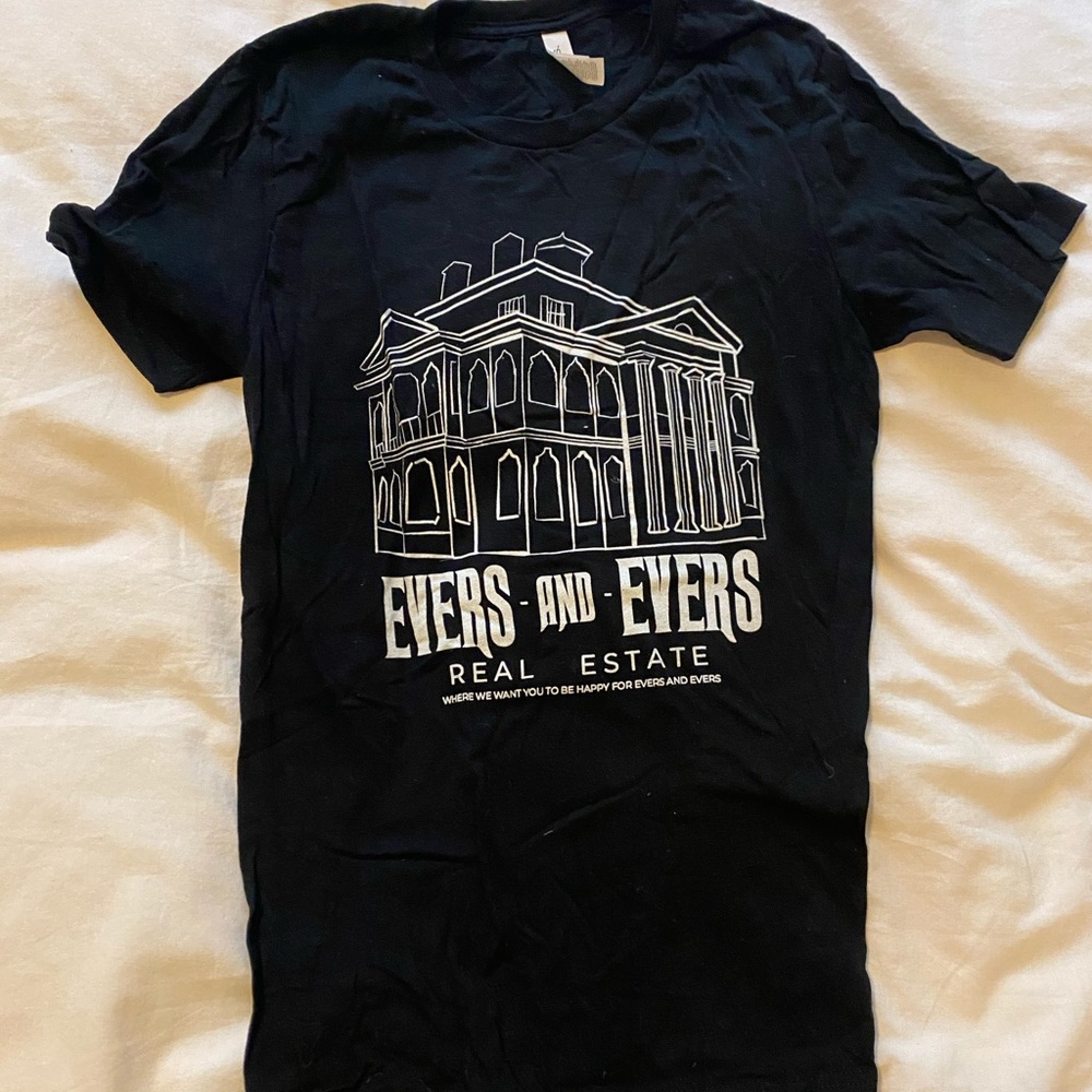 Disney haunted mansion Halloween Tshirt